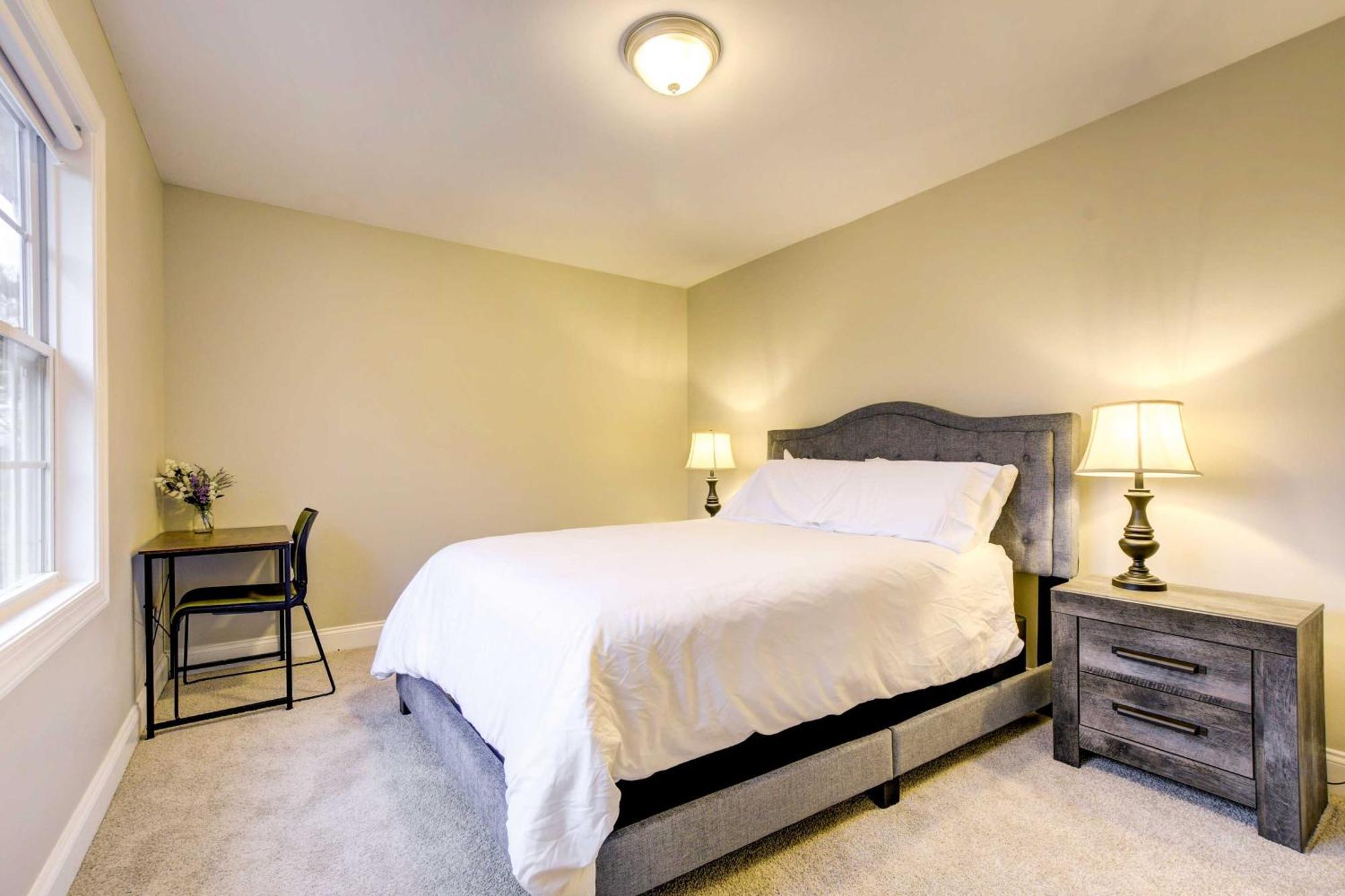 Sleep 10, Hot Tub, Massage Chair, Nintendo, Ping-Pong Table And 1 Acre Backyard! Villa Raleigh Esterno foto