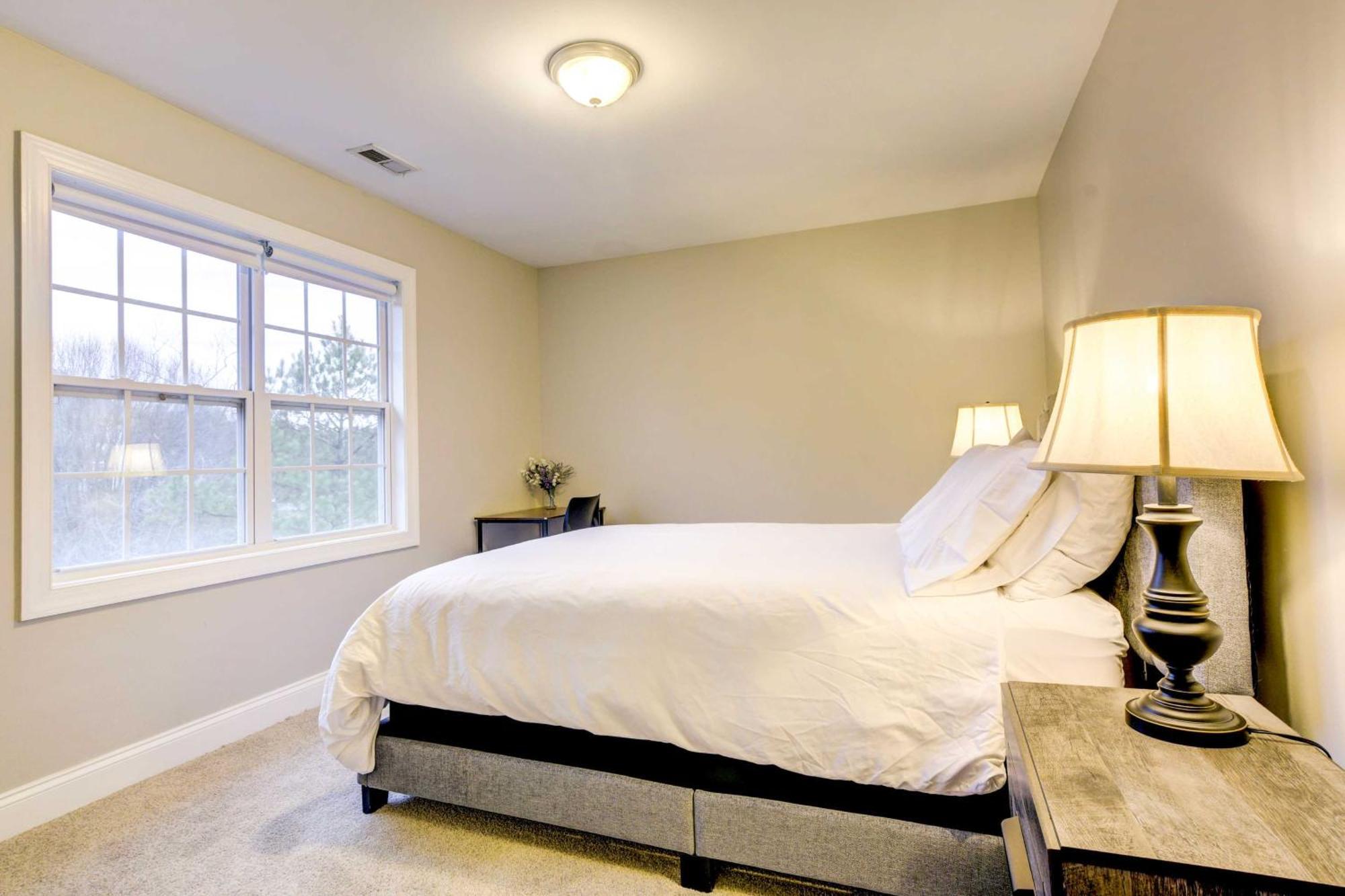 Sleep 10, Hot Tub, Massage Chair, Nintendo, Ping-Pong Table And 1 Acre Backyard! Villa Raleigh Esterno foto